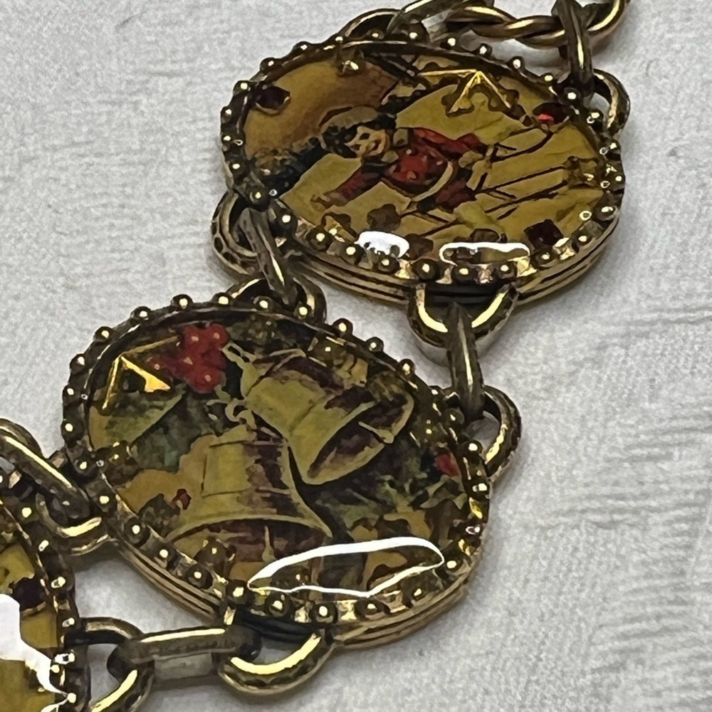 MAXIMAL ART by John Wind Vintage Christmas Theme Charm Bracelet - Picture 3 of 7